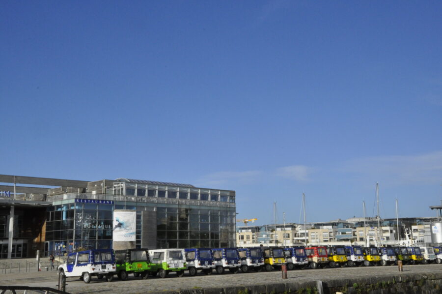 Agence évènementielle Ysseo Team Building Séminaires voyages d'affaires rallye Méhari La Rochelle